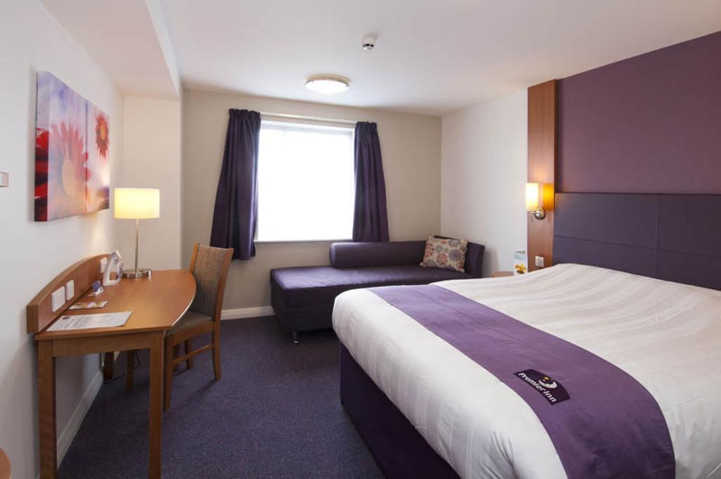 Premier Inn Derry / Derry Extérieur photo